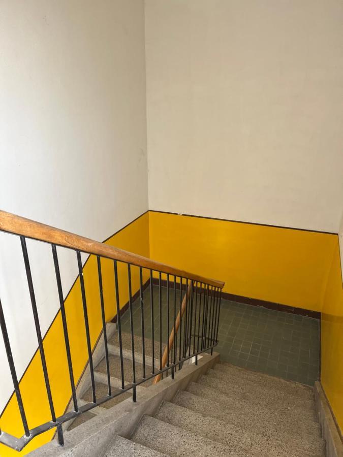 Monstera I Apartment Kolin Bagian luar foto